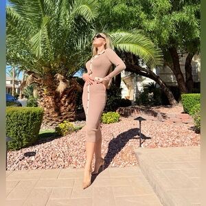 225 ‘Alex’ Elegant Tan Button-Up Midi Dress